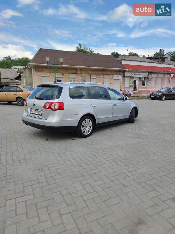 Универсал Volkswagen Passat 2007 в Киеве