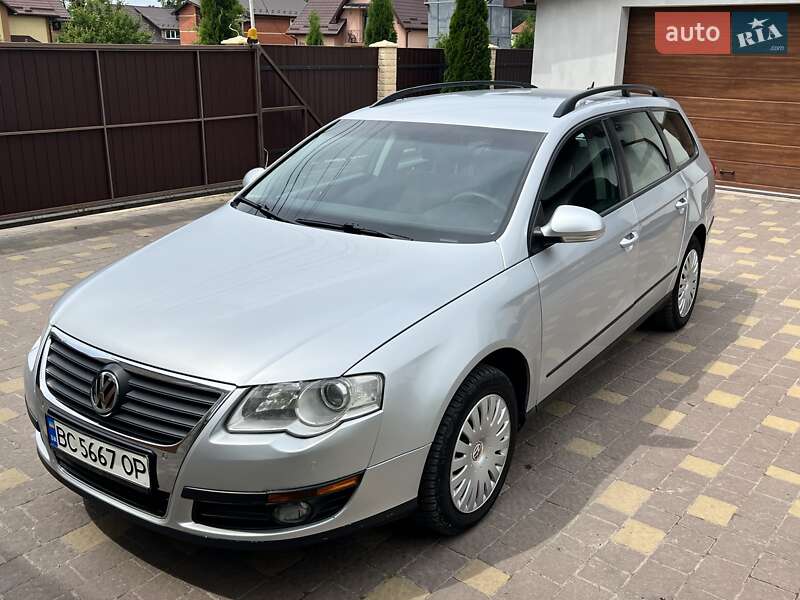 Універсал Volkswagen Passat 2008 в Бродах
