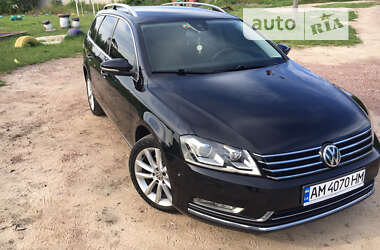 Универсал Volkswagen Passat 2013 в Житомире