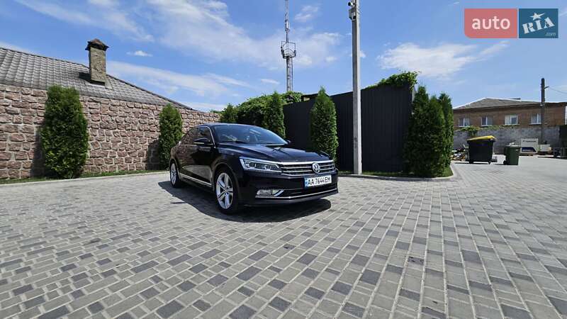 Седан Volkswagen Passat 2016 в Киеве фото 9 Седан Volkswagen Passat 2016 в Киеве