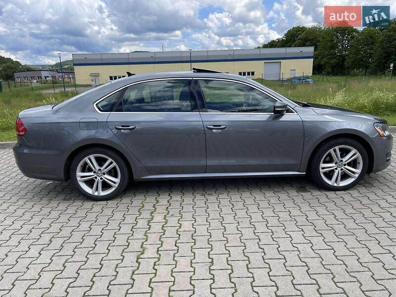 Седан Volkswagen Passat 2013 в Львове