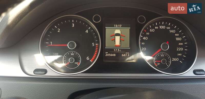 Универсал Volkswagen Passat 2011 в Луцке