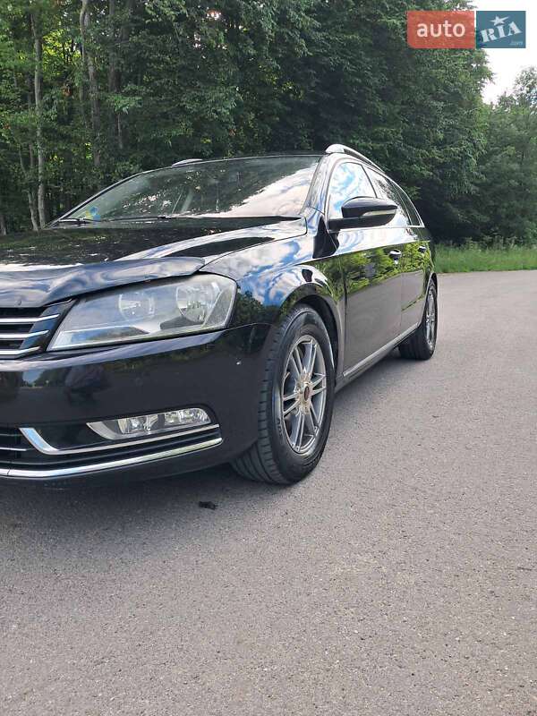 Універсал Volkswagen Passat 2011 в Красилові фото 24 Універсал Volkswagen Passat 2011 в Красилові