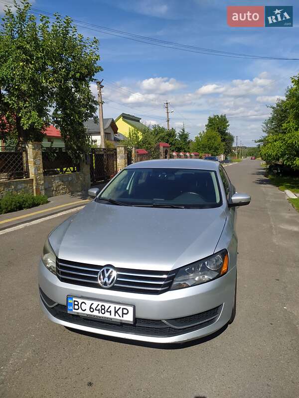 Седан Volkswagen Passat 2012 в 