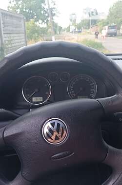 Универсал Volkswagen Passat 2001 в Одессе