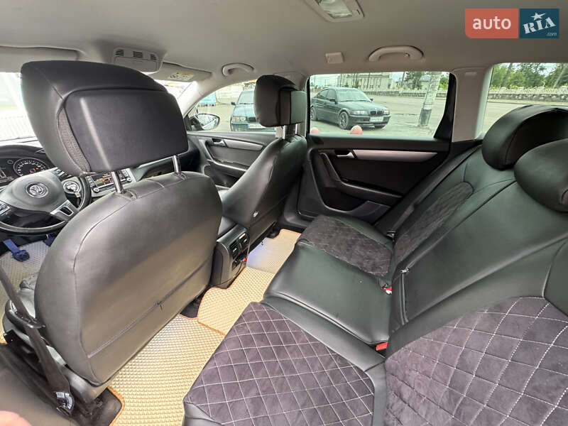 Универсал Volkswagen Passat 2014 в Житомире