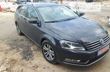 Універсал Volkswagen Passat 2012 в Києві