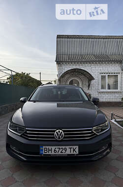 Універсал Volkswagen Passat 2017 в Одесі
