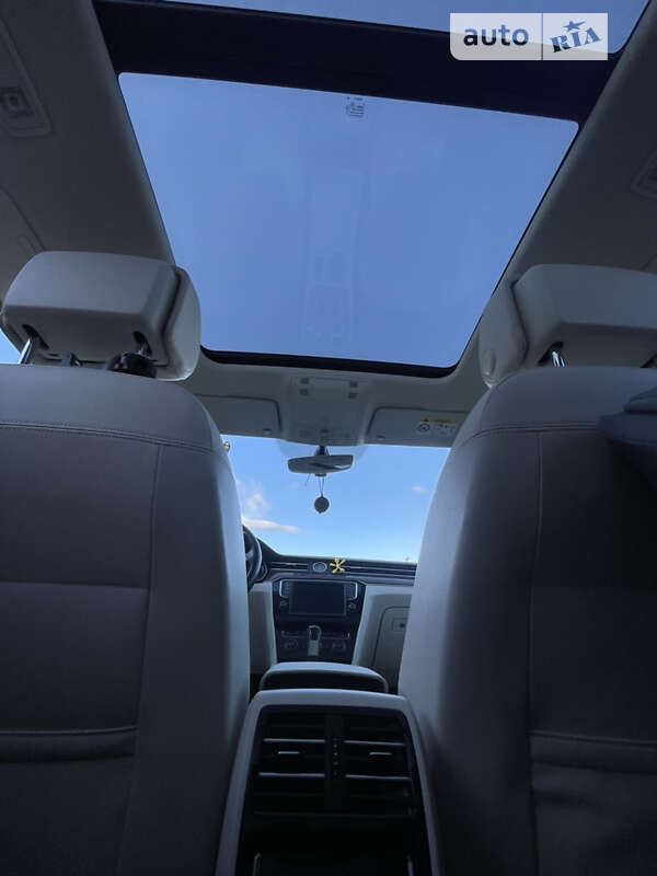 Универсал Volkswagen Passat 2015 в Вишневом