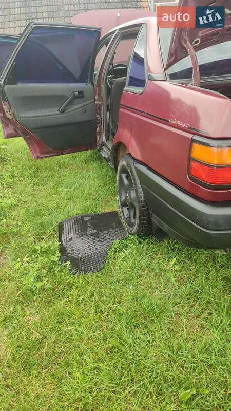 Седан Volkswagen Passat 1989 в Бережанах