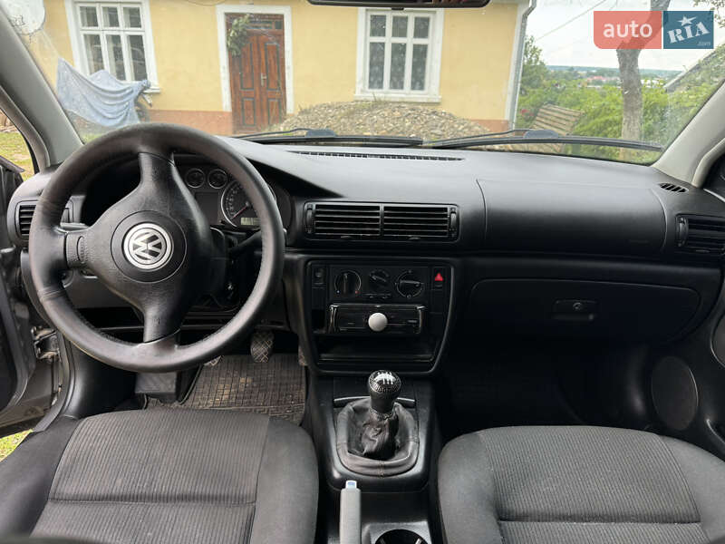 Седан Volkswagen Passat 2001 в Снятине фото 2 Седан Volkswagen Passat 2001 в Снятине