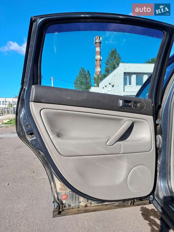 Седан Volkswagen Passat 2003 в Львове фото 21 Седан Volkswagen Passat 2003 в Львове