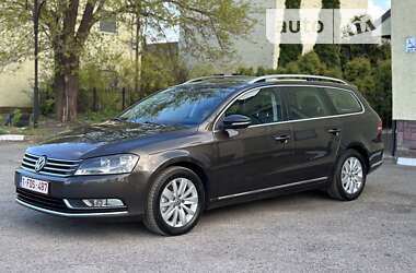 Універсал Volkswagen Passat 2012 в Калуші