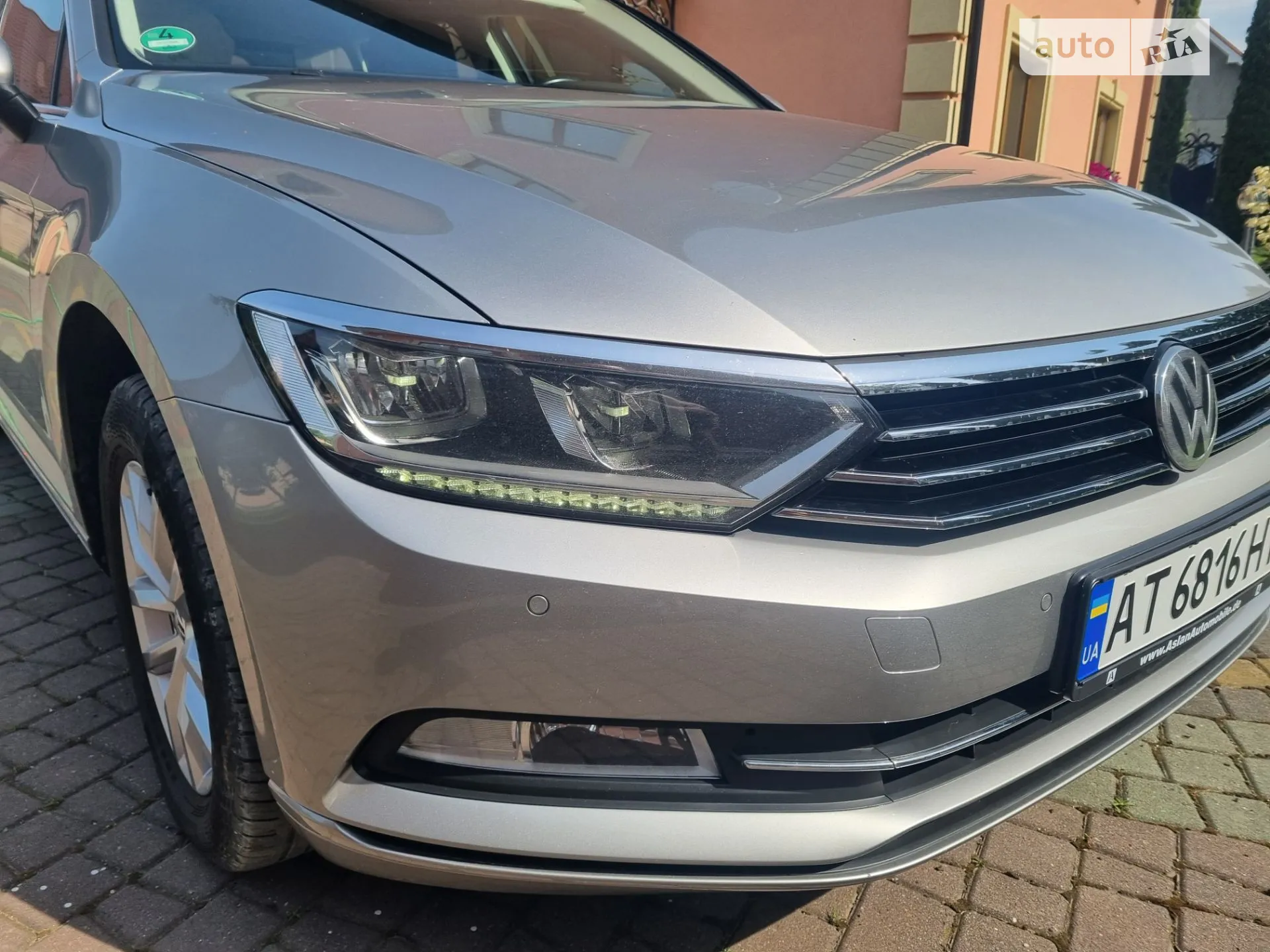 2017 Volkswagen Passat - мініатюра 2