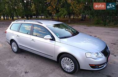 Универсал Volkswagen Passat 2009 в Харькове