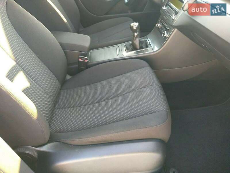Универсал Volkswagen Passat 2009 в Харькове