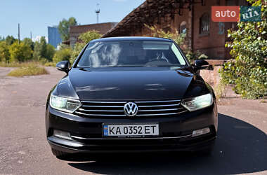 Седан Volkswagen Passat 2016 в 