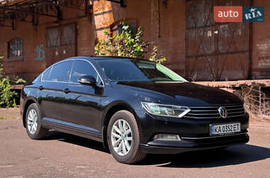 Седан Volkswagen Passat 2016 в 
