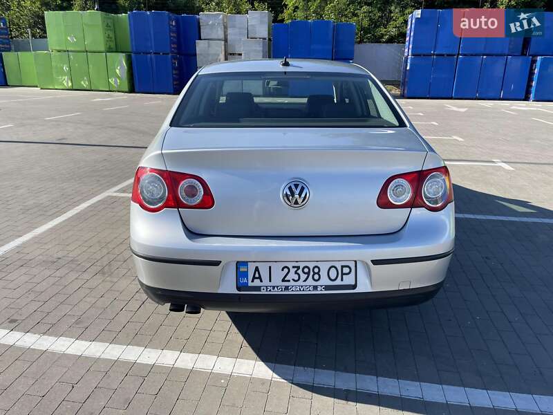 Седан Volkswagen Passat 2005 в Білій Церкві