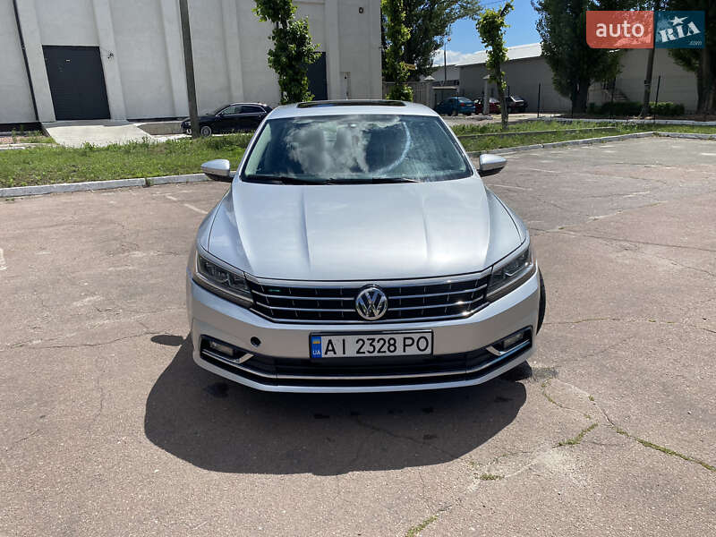 Седан Volkswagen Passat 2017 в Киеве фото 2 Седан Volkswagen Passat 2017 в Киеве