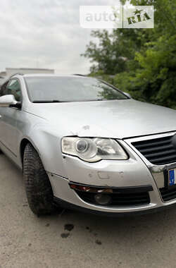 Універсал Volkswagen Passat 2008 в Луцьку