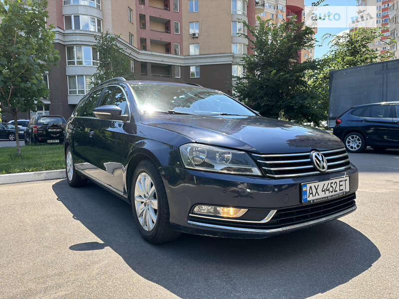 Універсал Volkswagen Passat 2013 в Києві