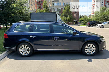 Універсал Volkswagen Passat 2013 в Києві