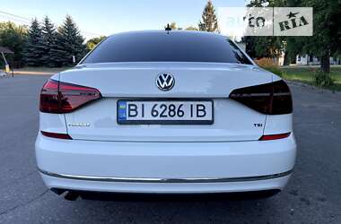 Седан Volkswagen Passat 2018 в Полтаве