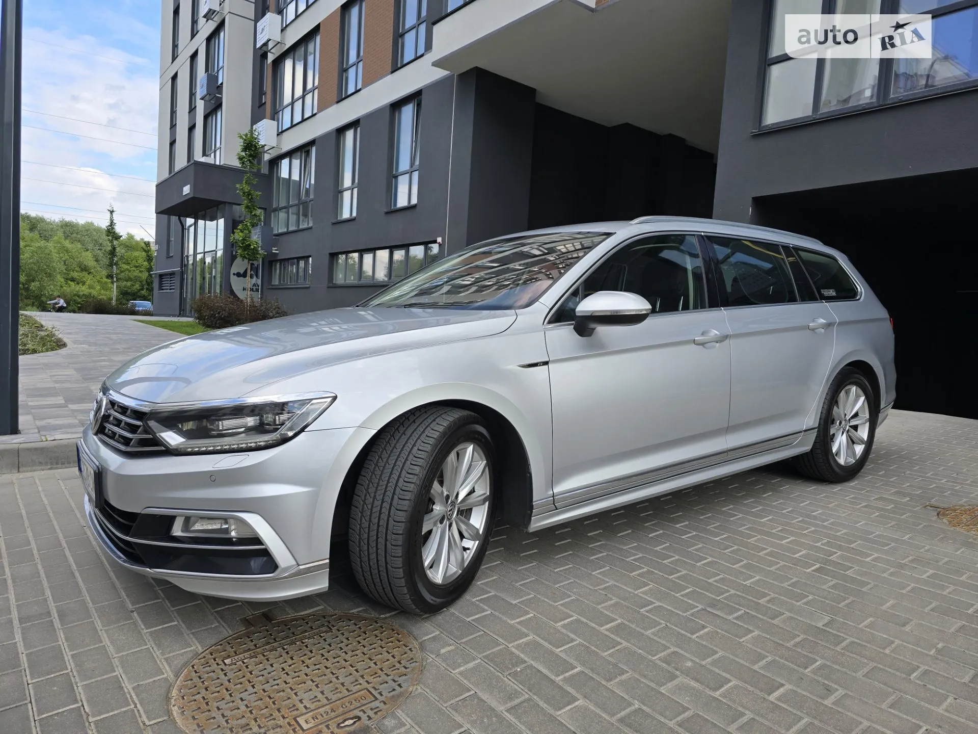 2016 Volkswagen Passat - мініатюра 4