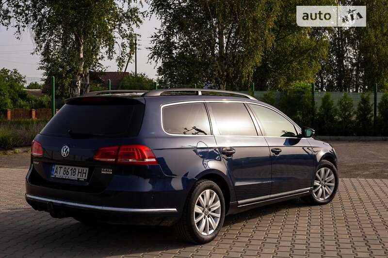 Універсал Volkswagen Passat 2012 в Івано-Франківську