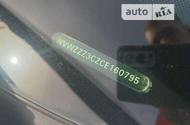 Универсал Volkswagen Passat 2012 в Ивано-Франковске