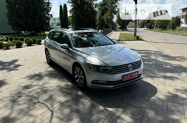 Универсал Volkswagen Passat 2015 в Луцке