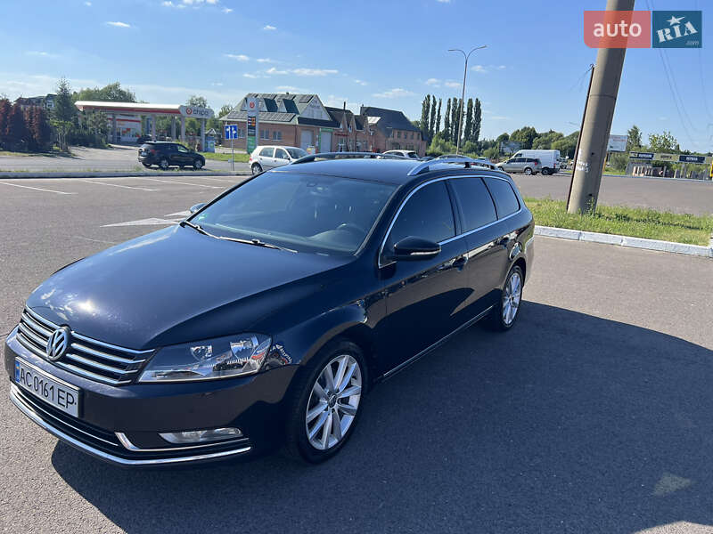 Універсал Volkswagen Passat 2013 в Луцьку