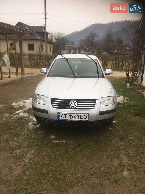 Седан Volkswagen Passat 2004 в Косові