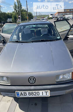 Седан Volkswagen Passat 1992 в Вінниці