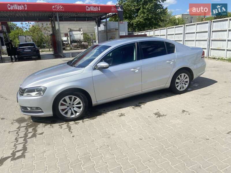 Седан Volkswagen Passat 2011 в Львове фото 4 Седан Volkswagen Passat 2011 в Львове