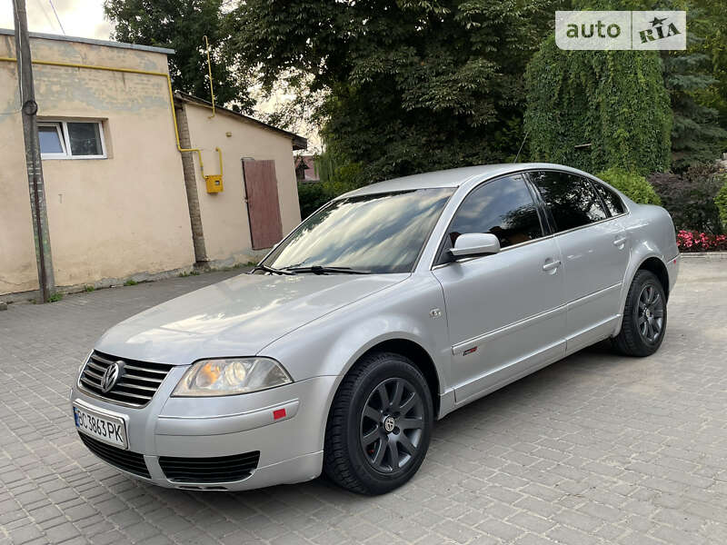 Седан Volkswagen Passat 2001 в Львові