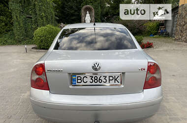 Седан Volkswagen Passat 2001 в Львові
