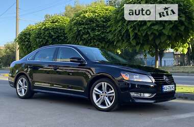 Седан Volkswagen Passat 2013 в Днепре