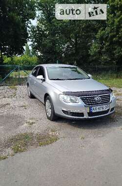 Седан Volkswagen Passat 2008 в Харкові