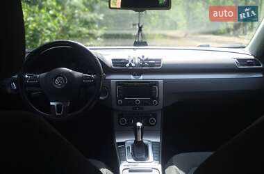 Универсал Volkswagen Passat 2011 в Коростышеве