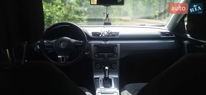 Универсал Volkswagen Passat 2011 в Коростышеве фото 16 Универсал Volkswagen Passat 2011 в Коростышеве