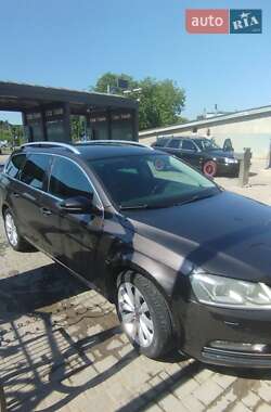 Универсал Volkswagen Passat 2011 в Каменец-Подольском
