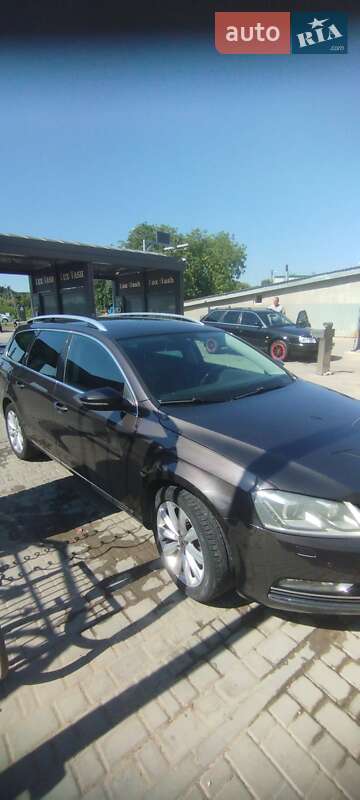 Універсал Volkswagen Passat 2011 в Кам'янець-Подільському