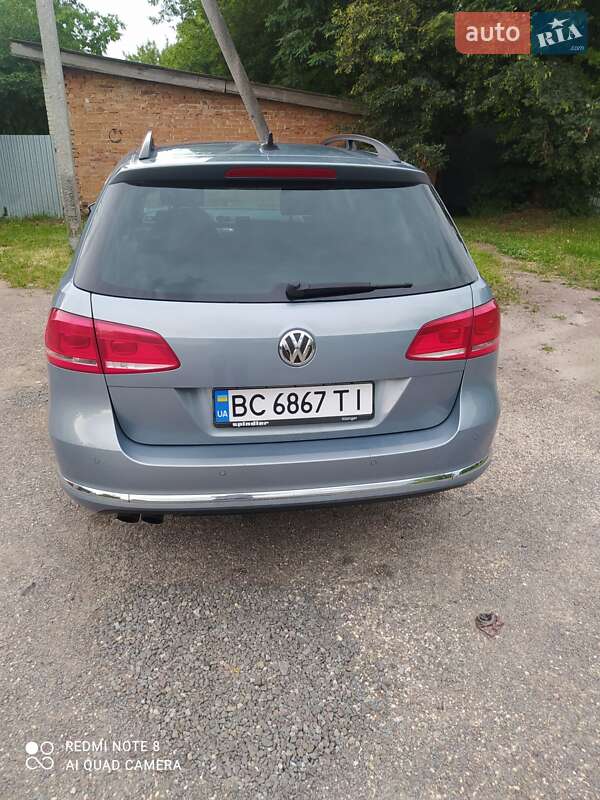 Универсал Volkswagen Passat 2013 в Бродах