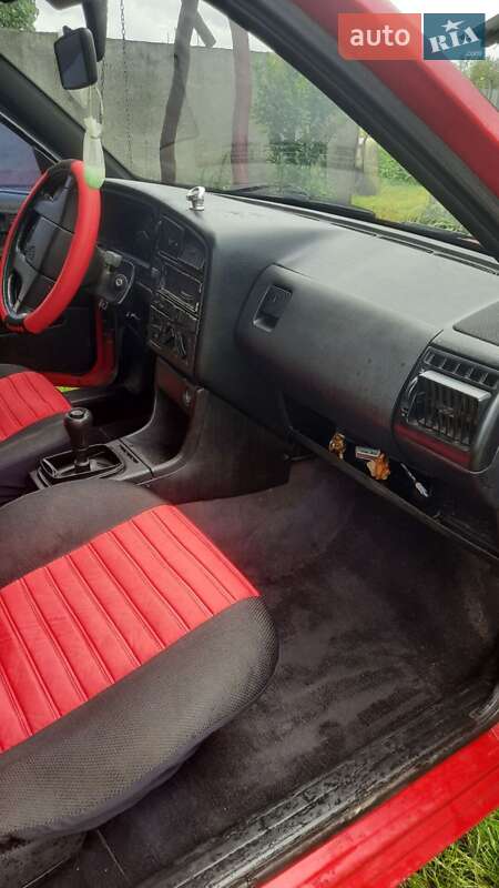 Volkswagen Passat 1993