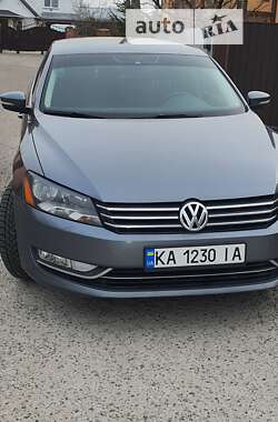 Седан Volkswagen Passat 2013 в Киеве