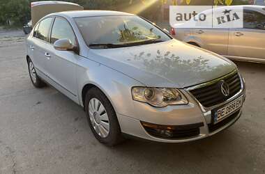 Седан Volkswagen Passat 2005 в Херсоні