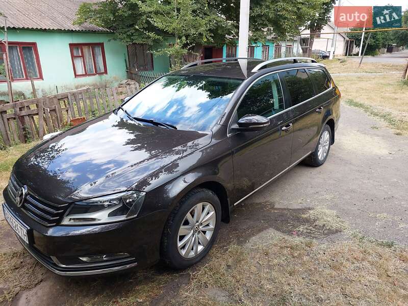 Универсал Volkswagen Passat 2011 в Подольске