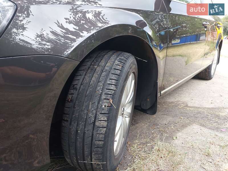 Универсал Volkswagen Passat 2011 в Подольске